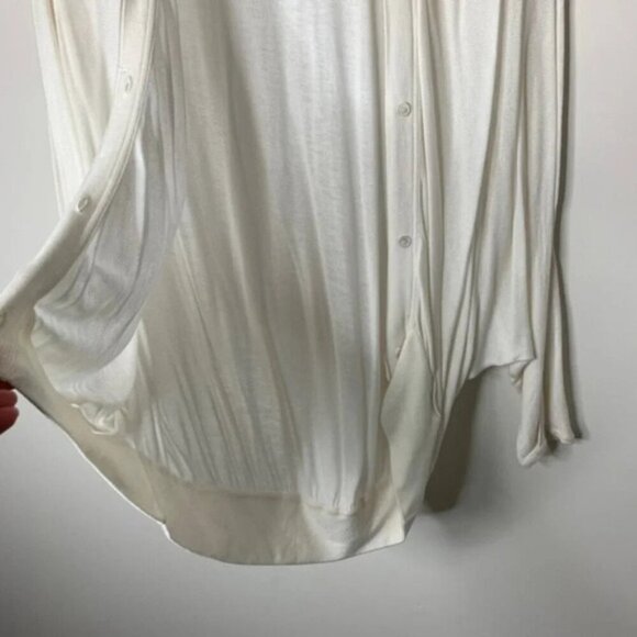 Aritzia Babaton Cardigan Sweater Dolman 3/4 Length Sleeve Button front Off White - Picture 5 of 10